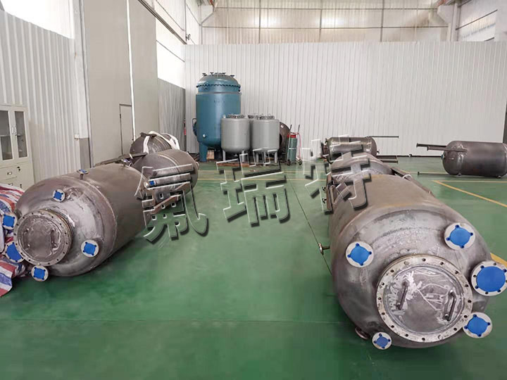 1立方鋼襯四氟儲(chǔ)罐